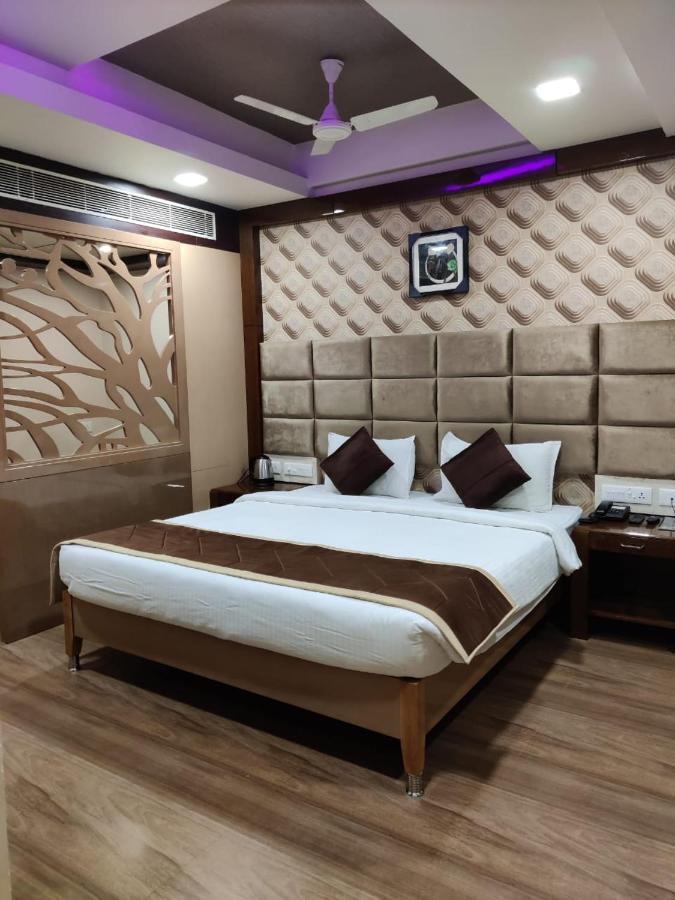 Sri Ram Hotel 티루넬벨리 외부 사진